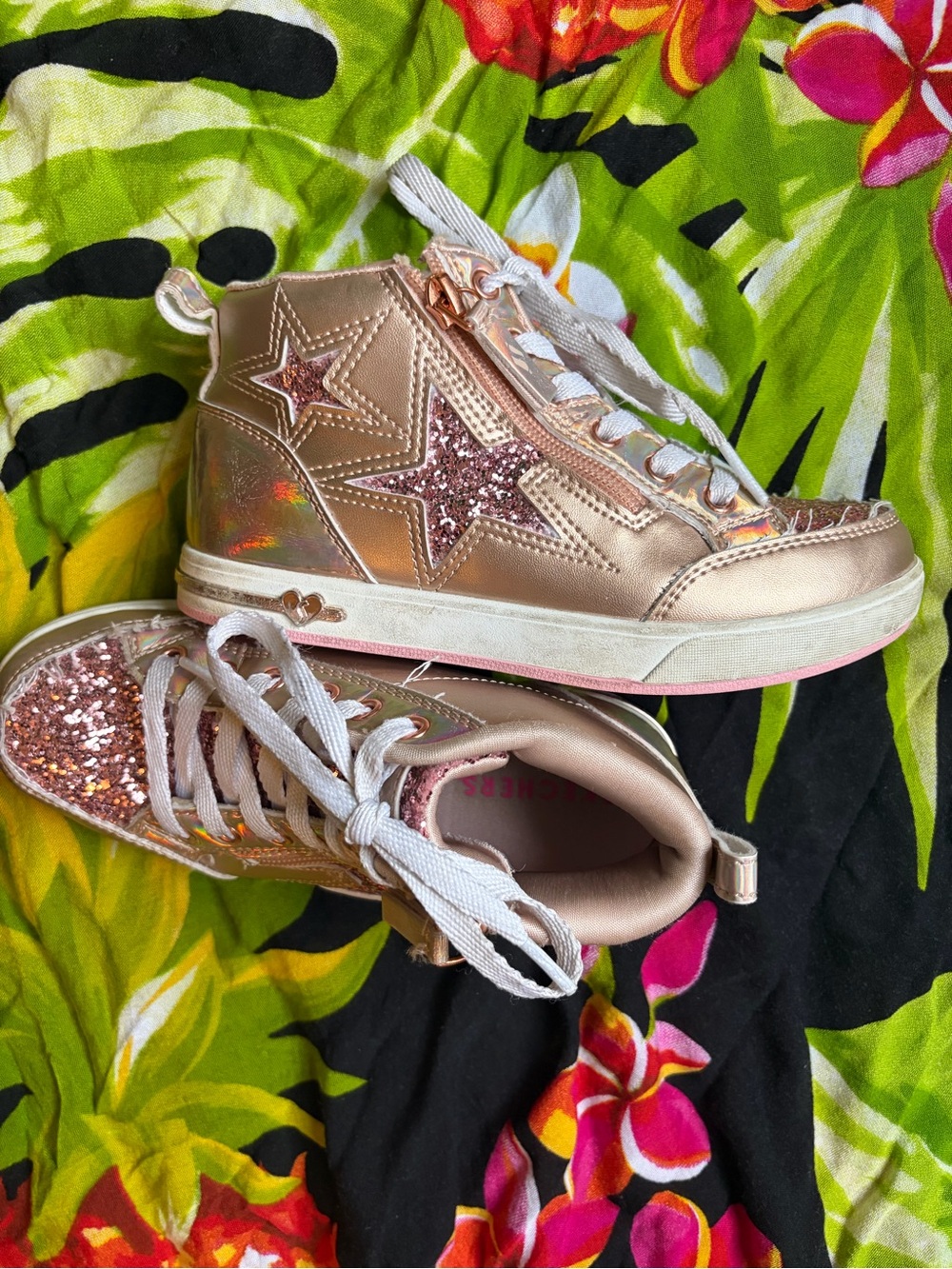 Skechers Girls Rose Gold Glitter Star High-Top Sneakers